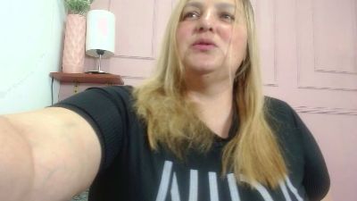 SweetRouse__ webcam model stream image