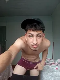 Th3_c4rl0s webcam stripchat model stream image