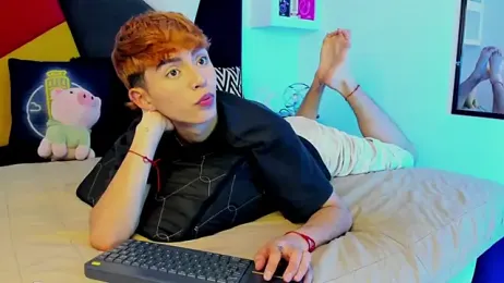 MaikyCooper webcam stripchat model stream image