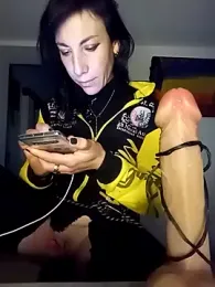 freyamoret webcam model stream image