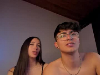 mikeyvioleta webcam model stream image