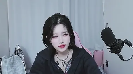 MISA_02 webcam stripchat model stream image