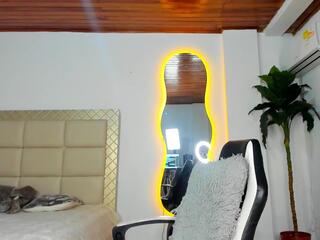 Jhons Black webcam model stream image