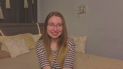 LeighannViereck webcam model stream image