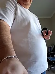 Andrew1900529 webcam model stream image