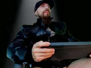 celtiic-man webcam model stream image