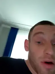 Bartzrl webcam stripchat model stream image