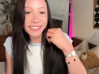 babybrieeeee webcam model stream image