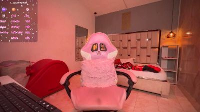 ReginaMills_ webcam model stream image