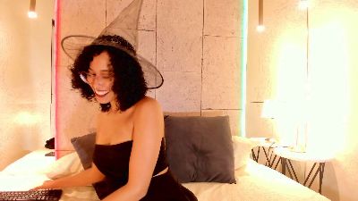 Cleo_Frizzy webcam model stream image