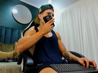 Teo Cooper webcam model stream image