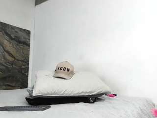 ada-brooke webcam model stream image