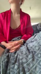 Misslenaanal webcam model stream image
