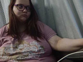 Nency-18 webcam model stream image