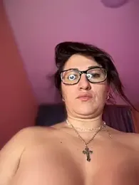 ZhenjaPoledance webcam model stream image