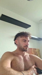 ALPHA_HUNK webcam model stream image