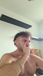 ALPHA_HUNK webcam model stream image