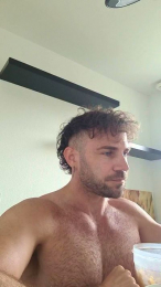 ALPHA_HUNK webcam model stream image
