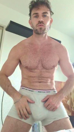 ALPHA_HUNK webcam model stream image