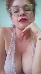 Roxybykiss webcam model stream image