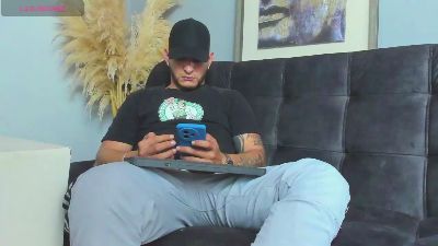Iandygrasso webcam model stream image