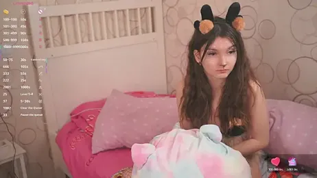 DongMolt webcam model stream image