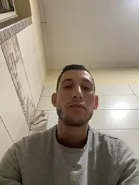 Gionnytav webcam model stream image