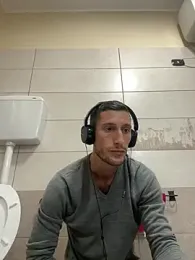 Gionnytav webcam model stream image