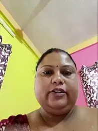 yourssoumi webcam model stream image