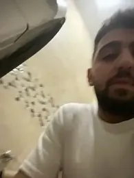 AkinXL webcam model stream image