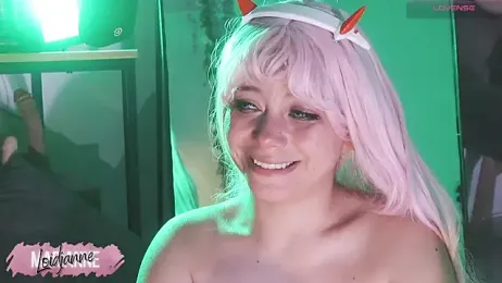 Loidjanne webcam model stream image