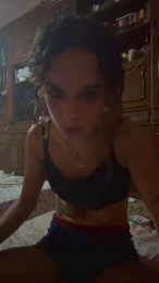 Lolaclifford webcam model stream image