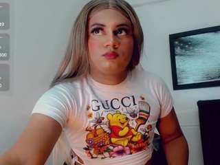 mayka-brunette01 webcam model stream image