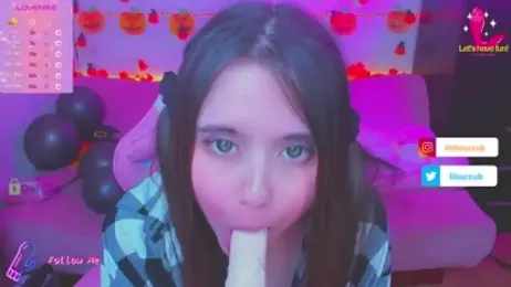 Lolisuccub webcam model stream image