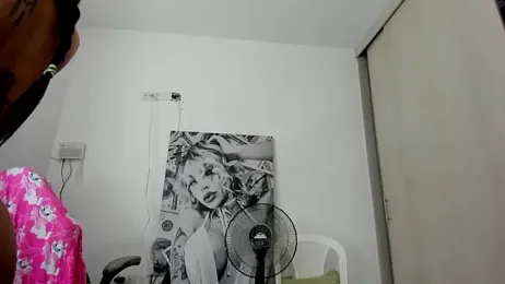 _juliana_star_ webcam model stream image