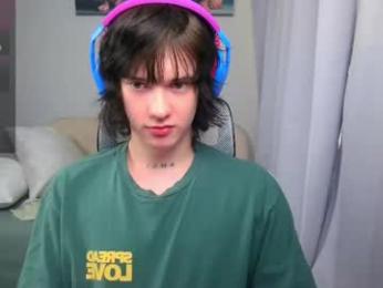 leonkissboy webcam model stream image