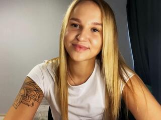 Hilda Haddaway webcam model stream image