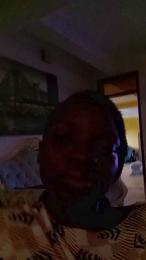 Prettyho webcam model stream image