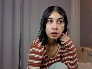 Dionna Hutts webcam model stream image