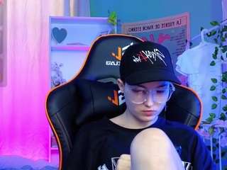 akemisora webcam model stream image