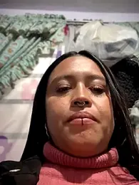 -Mia1 webcam model stream image