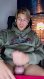 TimNextDoor webcam cam4 model stream image