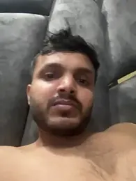 Rocky_mental webcam model stream image