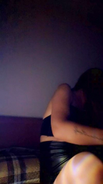 Pissiciisexy webcam model stream image