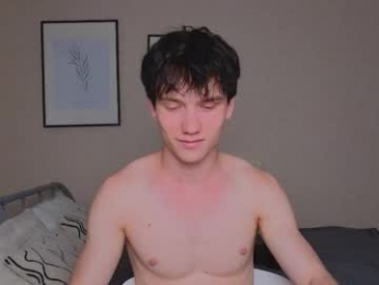 pupsenish webcam model stream image