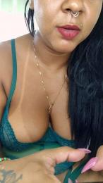 NIKA_EBONY webcam model stream image