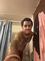 playboyy20 webcam model stream image