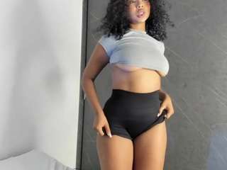 chloe-evanss webcam model stream image