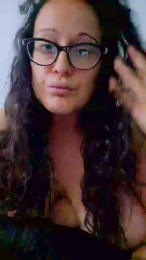 Deandra webcam model stream image
