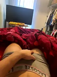 enzomlt webcam model stream image